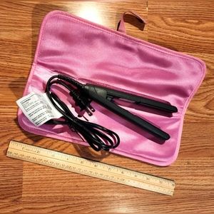 Chi Air Mini hair straightener 3/4" flat iron